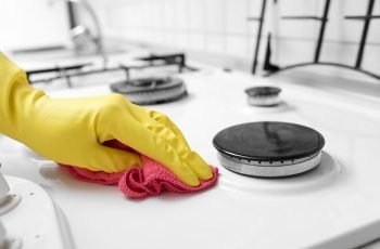 How to Clean Electric Stove Top