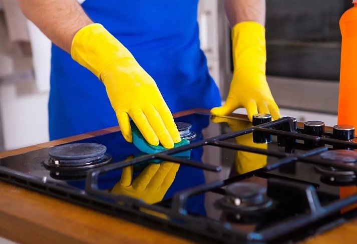 How to Clean a Gas Cooktop