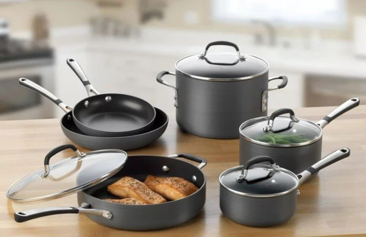 Calphalon 10-Piece Pots and Pans Set