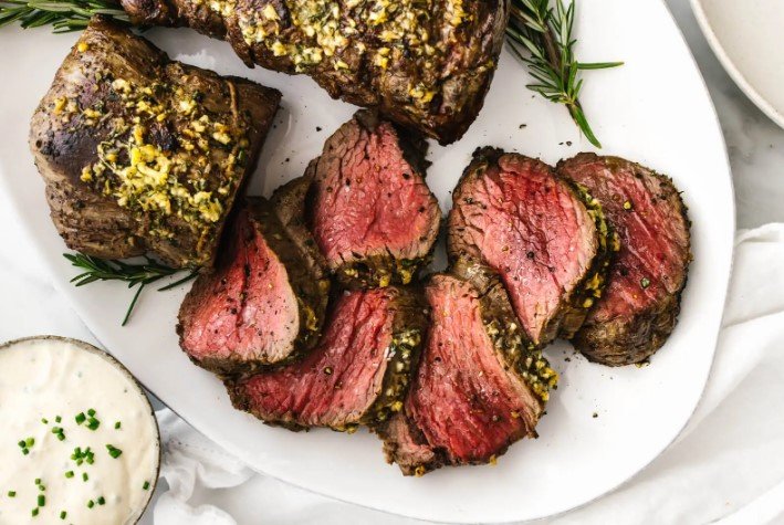 How to Pick the Best Beef Tenderloin for Cooking