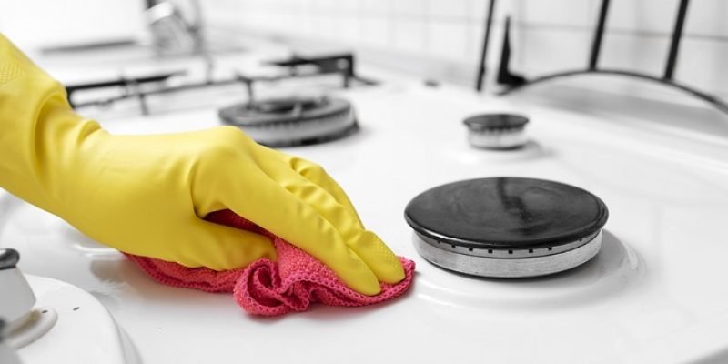 How to Clean Electric Stove Top