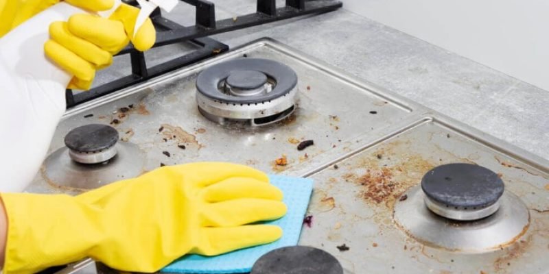 How to Remove Burnt-on Grease from Gas Stove Top